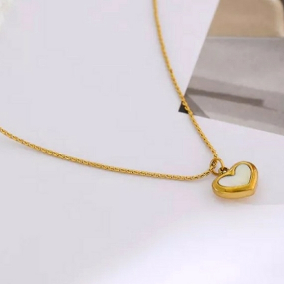 ▪️18k gold plated heart necklace - Picture 6 of 12